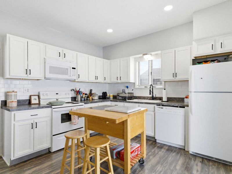 1374 Ida Avenue , Columbus, OH 43212 Photo 8