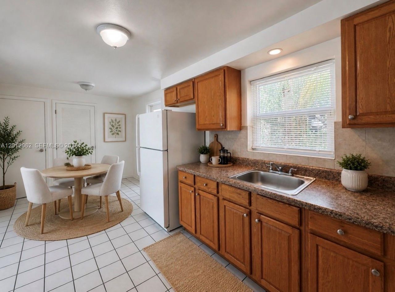 2040 NW 29th Ter, Fort Lauderdale, FL 33311 Photo