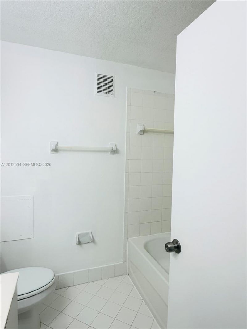 1300 SE 31st Ct, Unit 201-36, Homestead, FL 33035 Photo