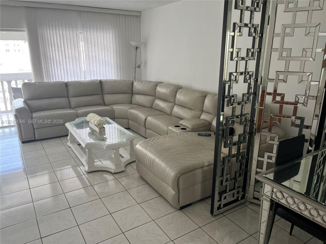 440 Paradise Isle Blvd , Unit 406, Hallandale Beach, FL 33009 Photo