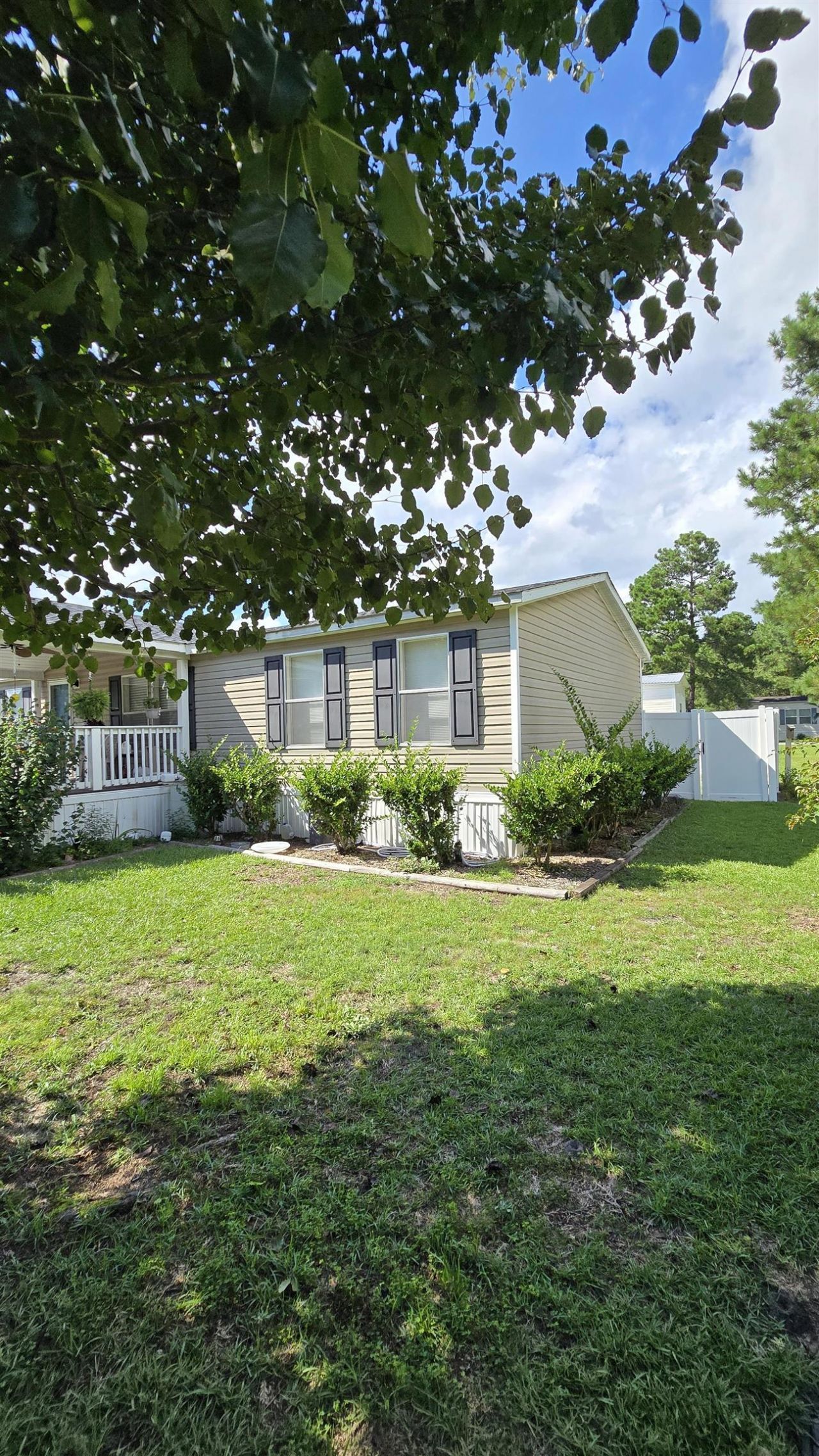 989 Jamestown Rd. Photo 37