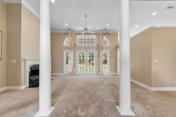1635 Gibson Ave. photo 4
