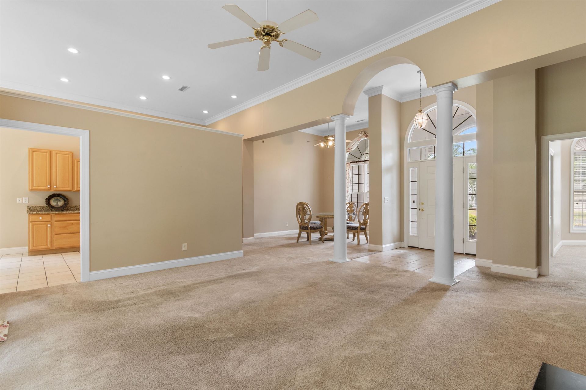 1635 Gibson Ave. Photo 5