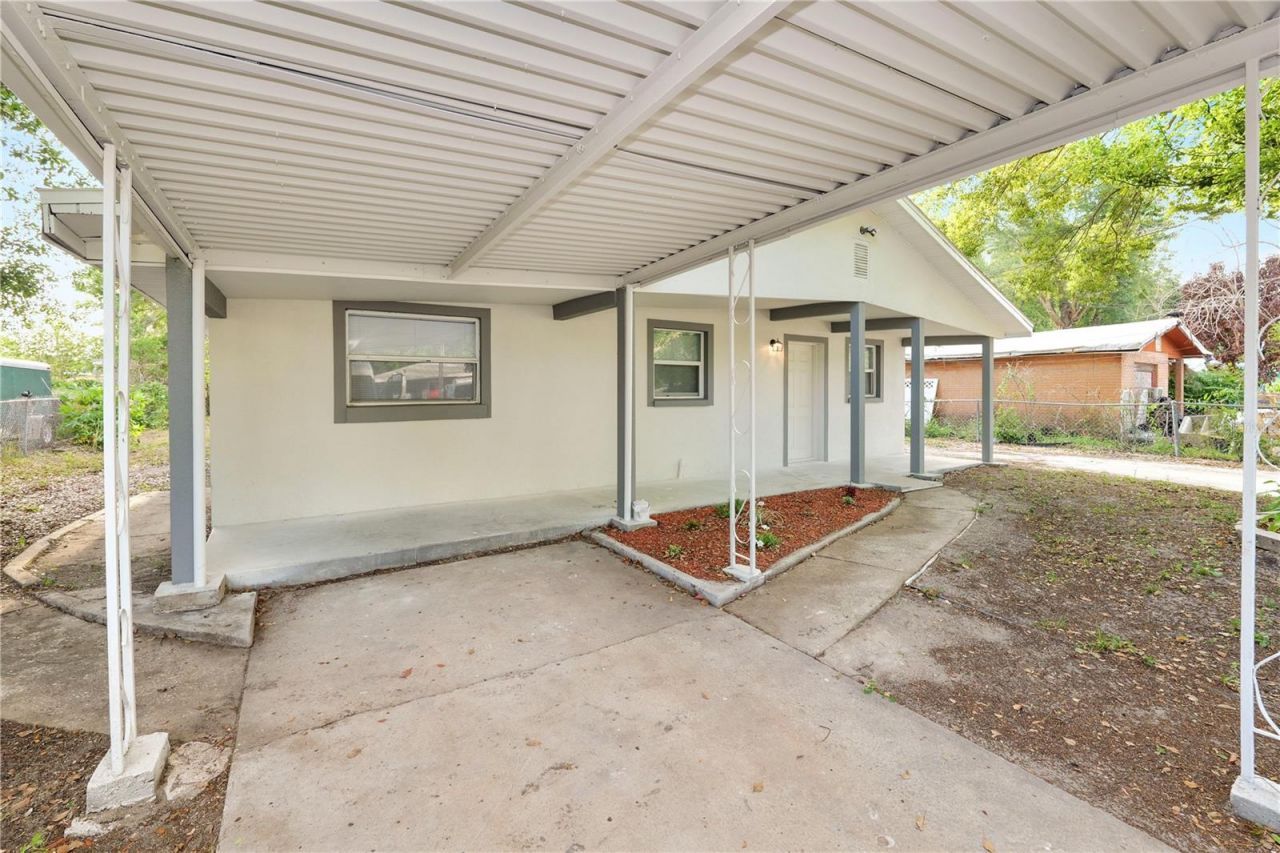 114 Shelton Avenue , Auburndale, FL 33823 Photo