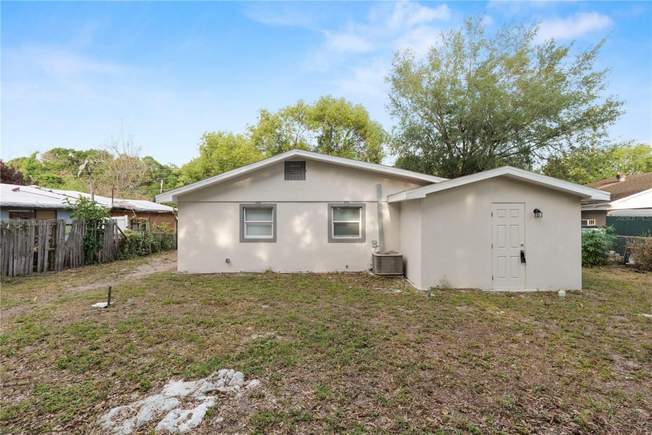 114 Shelton Avenue , Auburndale, FL 33823 Photo