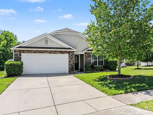 4727 Mcclure Road, Charlotte, NC 28216