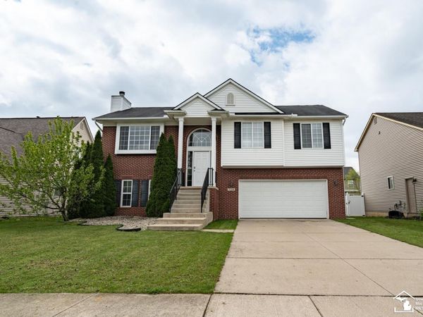 728 Falcon Drive, Dundee, MI 48131