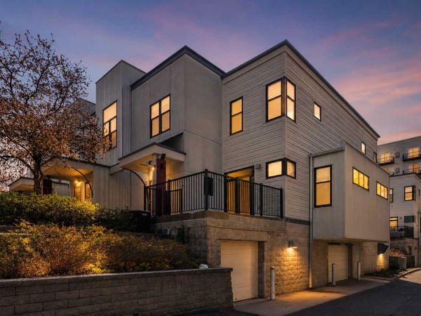 2818 Aldrich Avenue S, Unit 105, Minneapolis, MN 55408