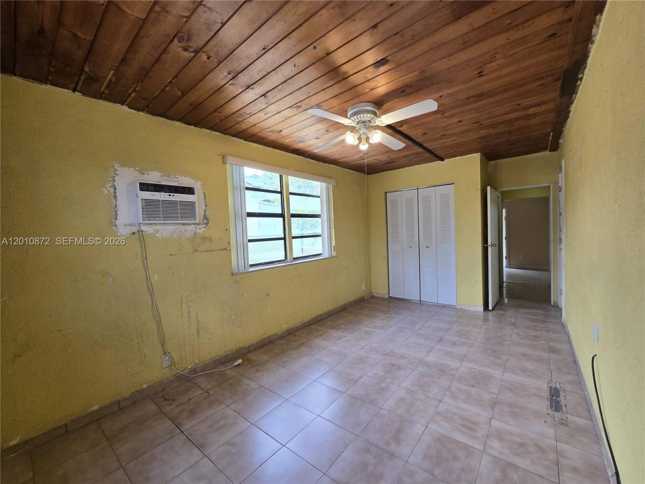 1051 E 18th St, Hialeah, FL 33013 Photo