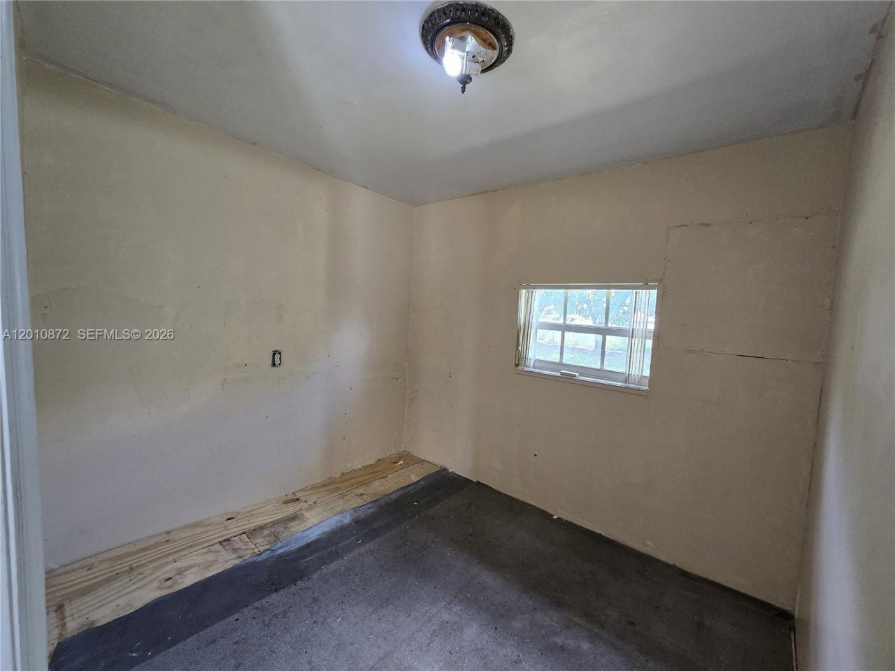 1051 E 18th St, Hialeah, FL 33013 Photo