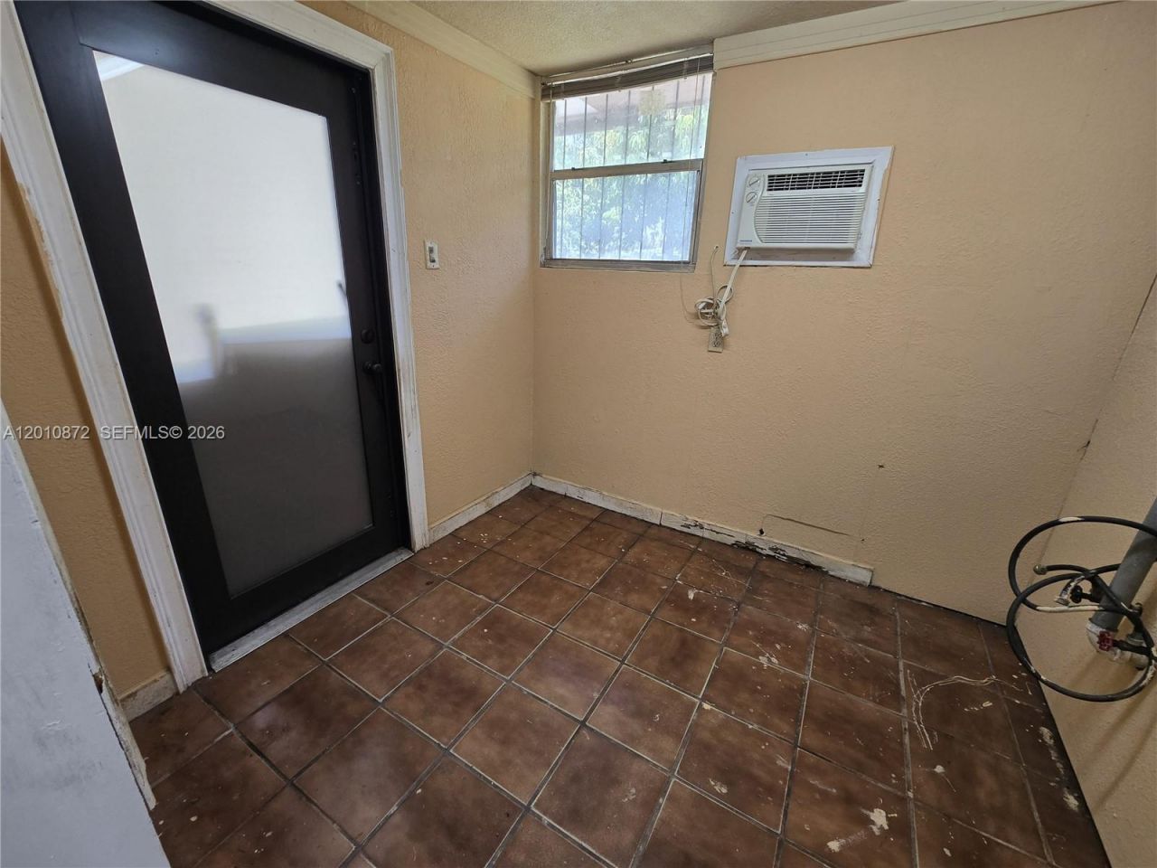 1051 E 18th St, Hialeah, FL 33013 Photo