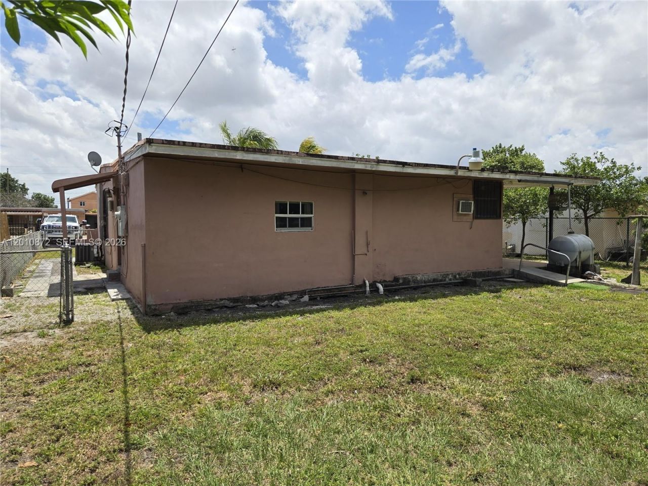 1051 E 18th St, Hialeah, FL 33013 Photo