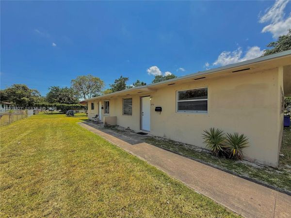 1970 NW 104th St , Unit 1970, Miami, FL 33147