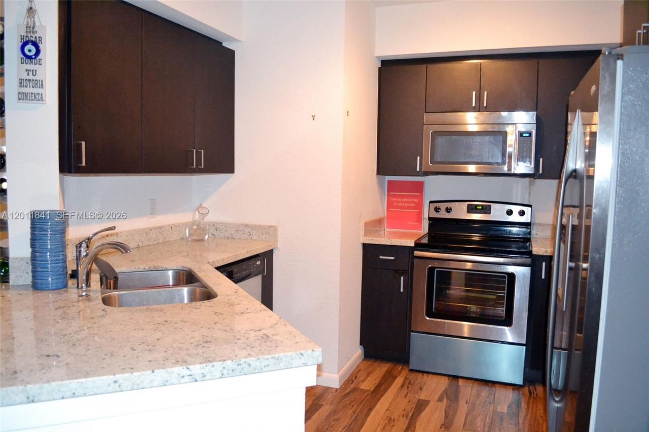1830 Radius Dr, Unit 317, Hollywood, FL 33020 Photo