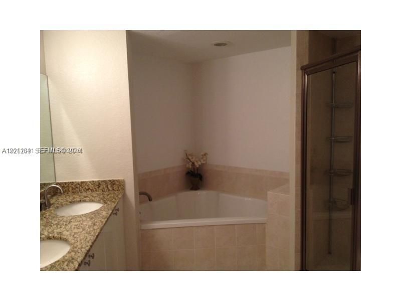 1830 Radius Dr, Unit 317, Hollywood, FL 33020 Photo