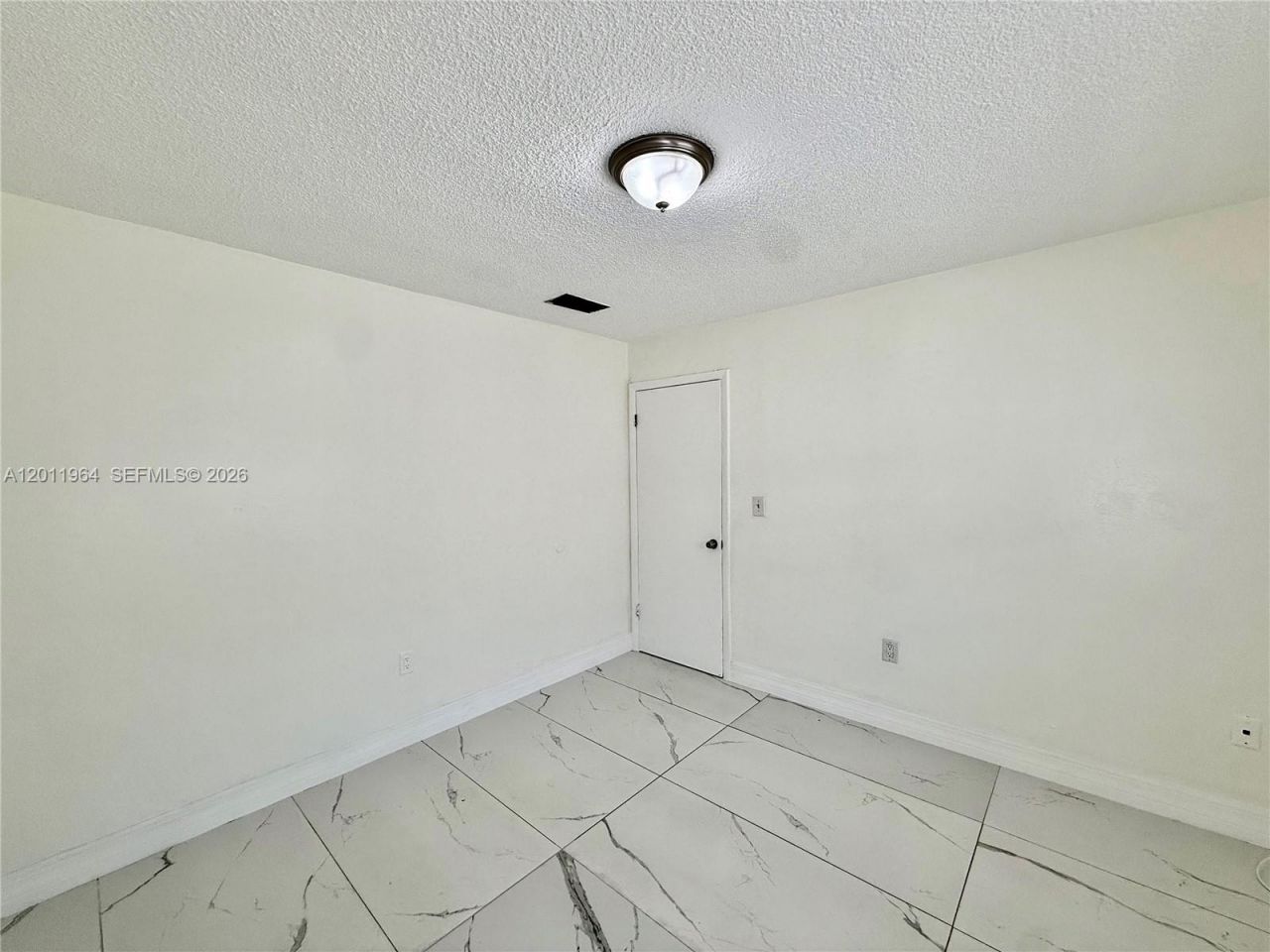 950 NW 109th St , Unit 950, Miami, FL 33168 Photo