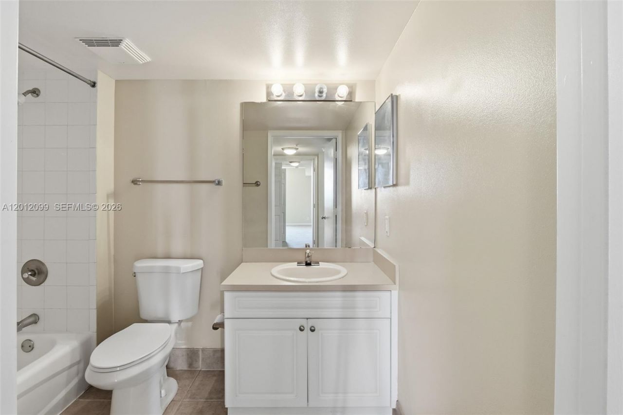 520 SE 5th Ave, Unit 1409, Fort Lauderdale, FL 33301 Photo