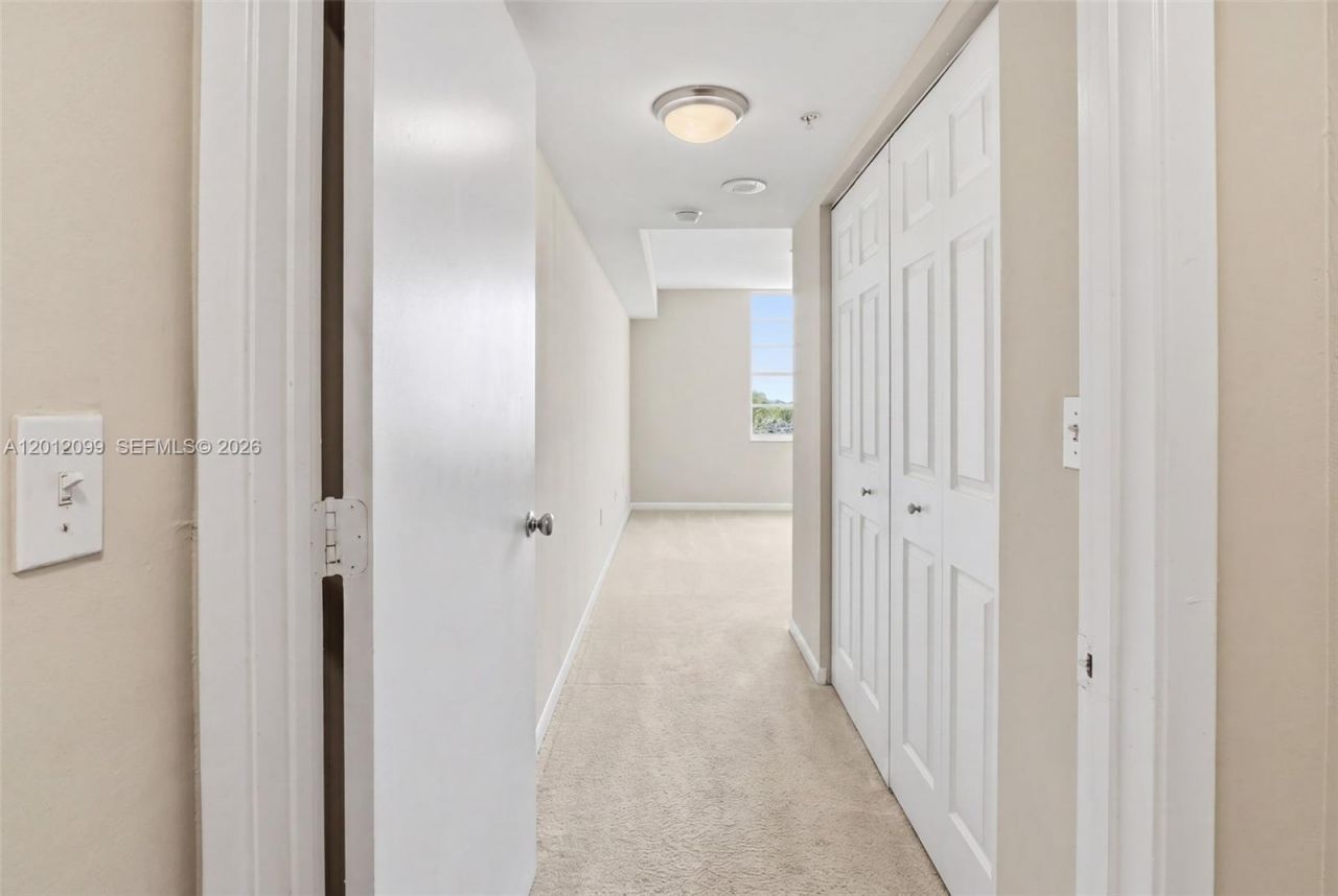 520 SE 5th Ave, Unit 1409, Fort Lauderdale, FL 33301 Photo
