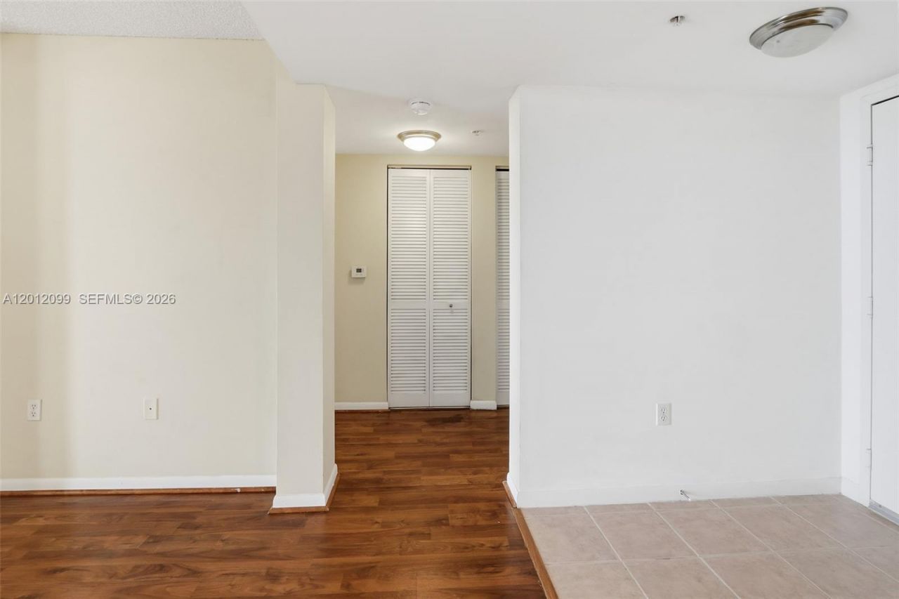 520 SE 5th Ave, Unit 1409, Fort Lauderdale, FL 33301 Photo