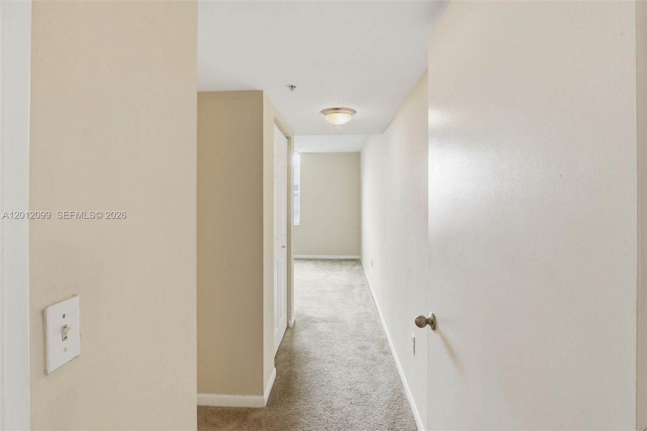 520 SE 5th Ave, Unit 1409, Fort Lauderdale, FL 33301 Photo