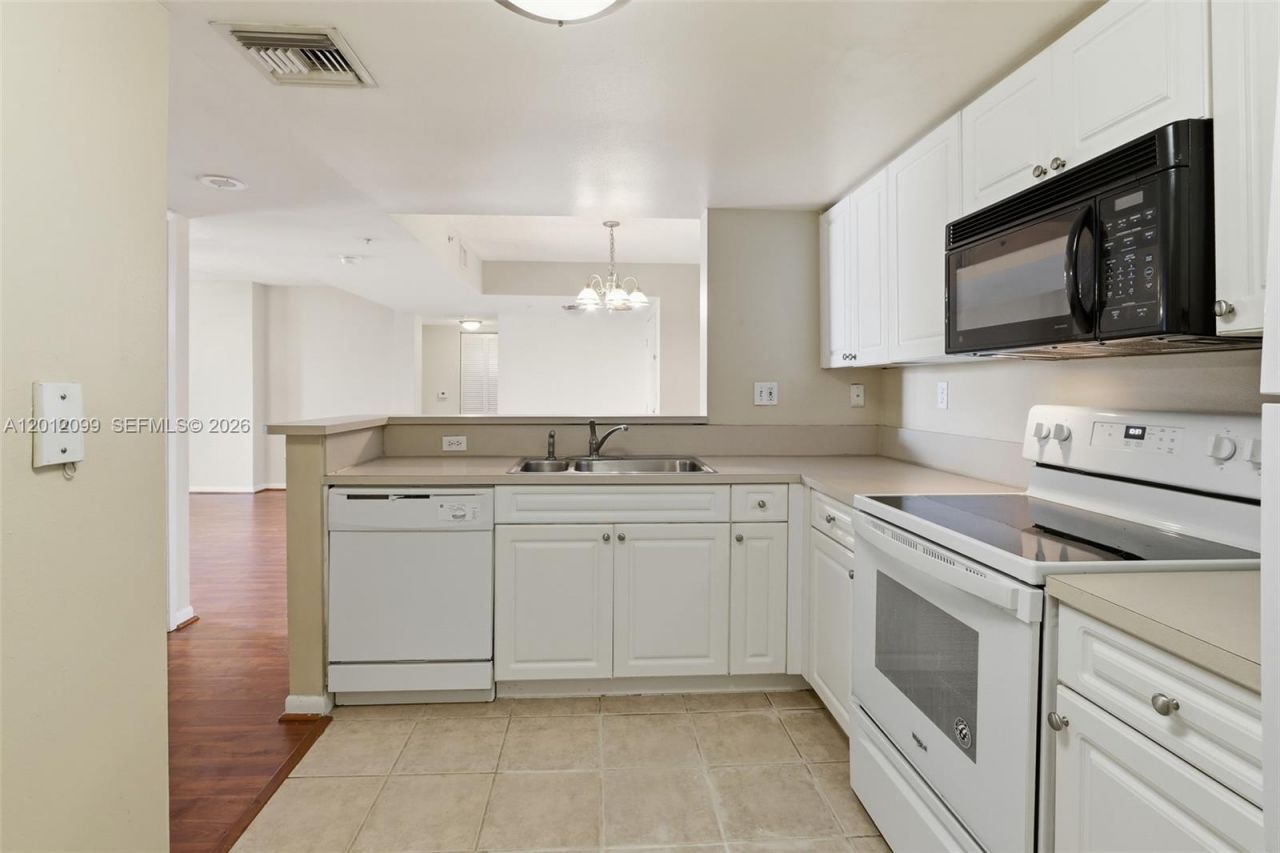 520 SE 5th Ave, Unit 1409, Fort Lauderdale, FL 33301 Photo