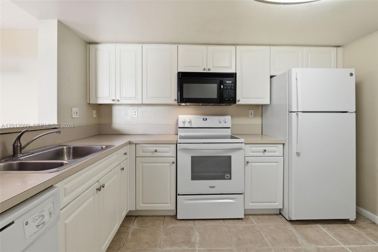 520 SE 5th Ave, Unit 1409, Fort Lauderdale, FL 33301 Photo