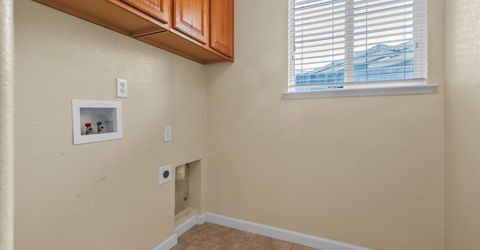 10085 Castle Oaks Ct, Sacramento, CA 95829 Photo