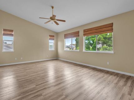 10085 Castle Oaks Ct, Sacramento, CA 95829 Photo