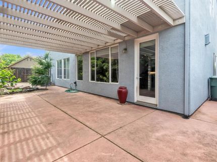 10085 Castle Oaks Ct, Sacramento, CA 95829 Photo