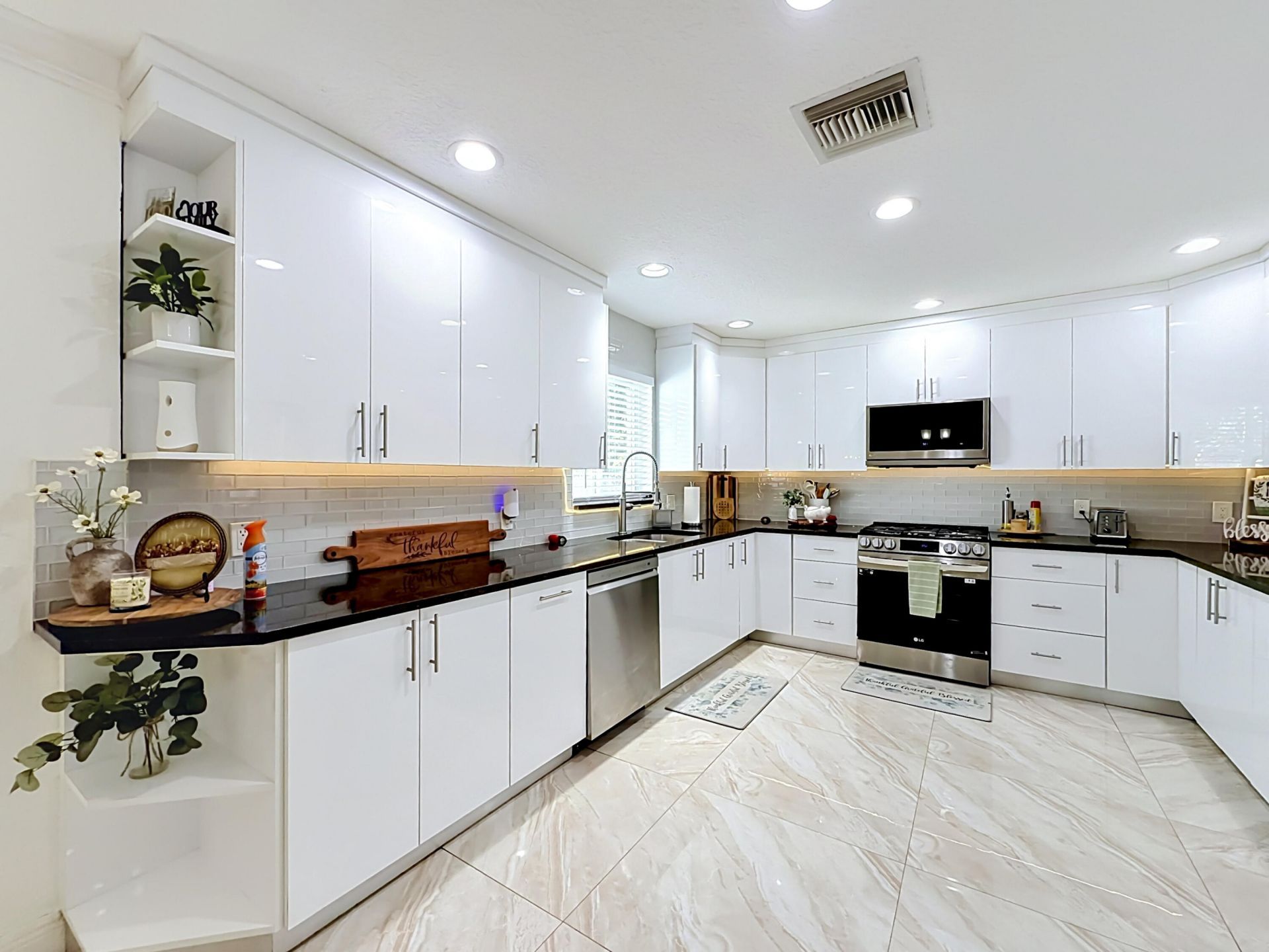3119 Indian Trail, Lake Worth, FL 33462 Photo