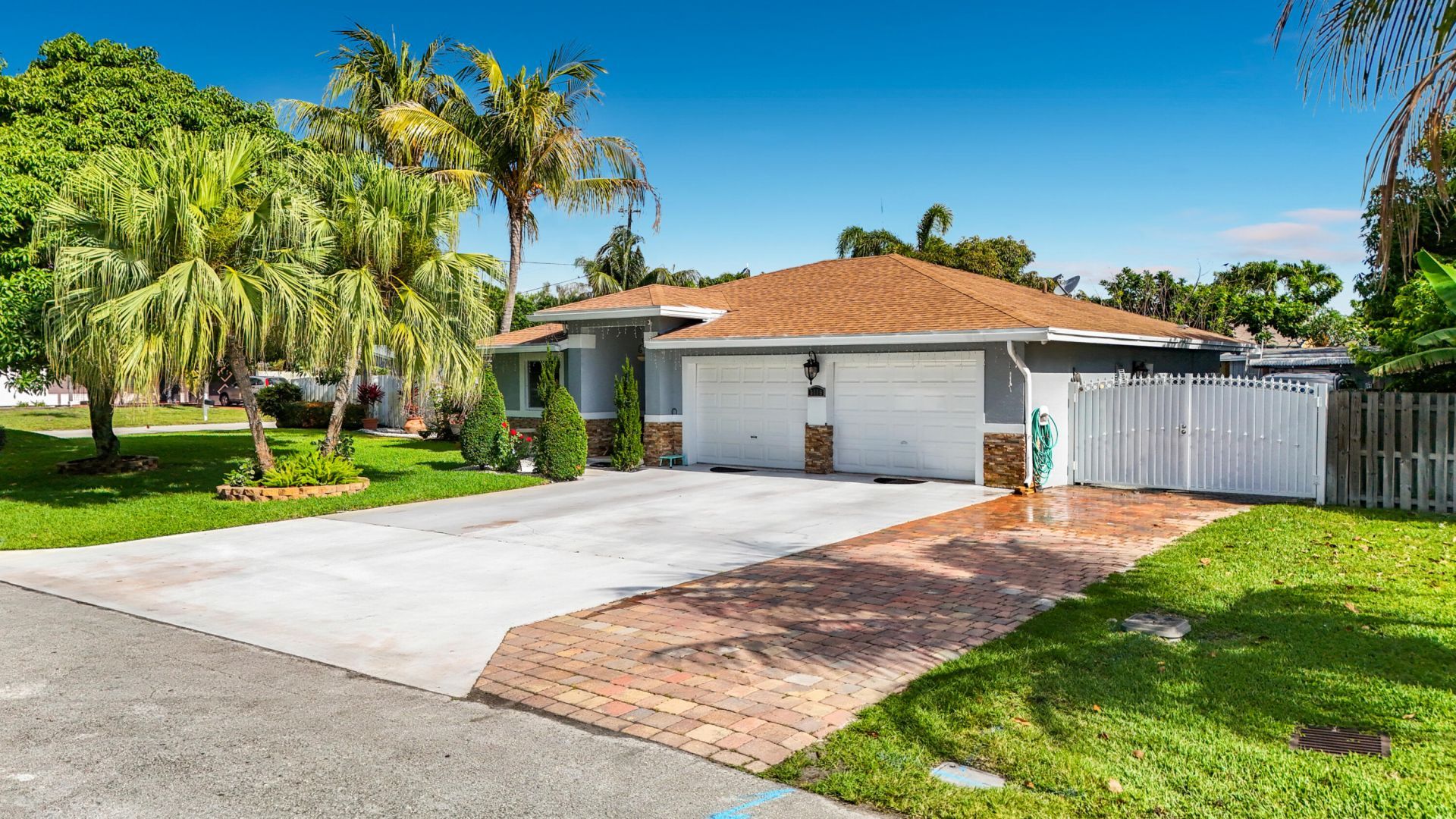 3119 Indian Trail, Lake Worth, FL 33462 Photo