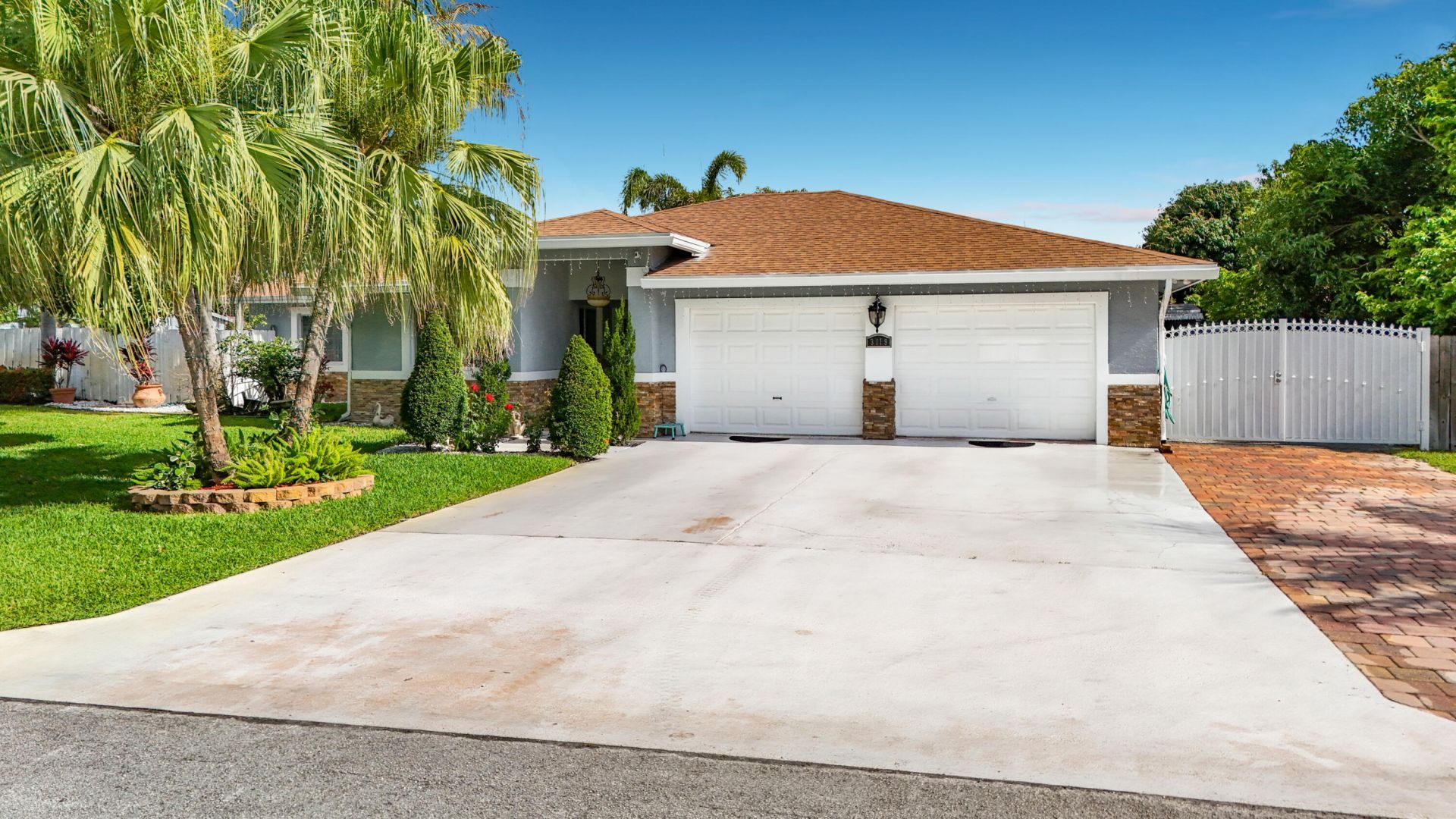 3119 Indian Trail, Lake Worth, FL 33462 Photo