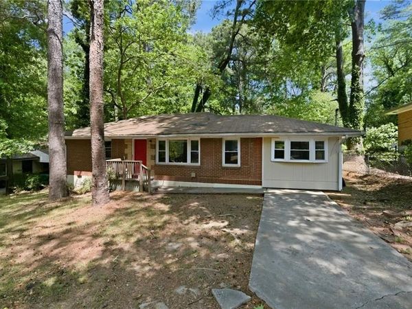 3166 Sandusky Drive , Decatur, GA 30032