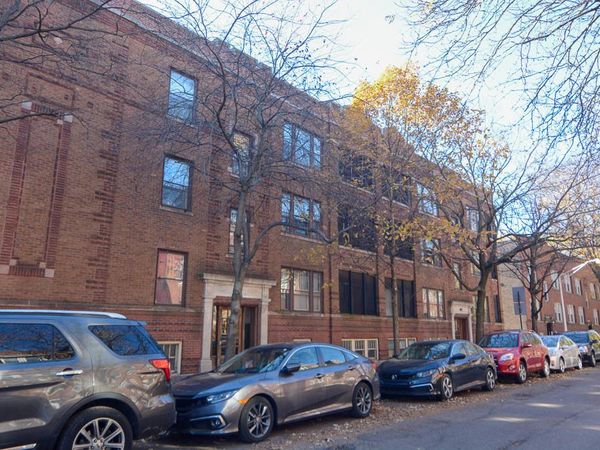 2443 W Sunnyside Avenue , Unit 1, Chicago, IL 60625