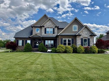 82 Pikes Peak Way, Bowling Green, KY 42104