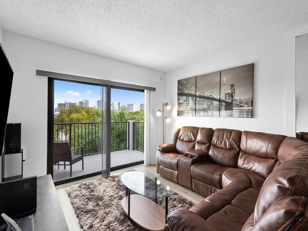 900 River Reach Drive, Unit 406, Fort Lauderdale, FL 33315
