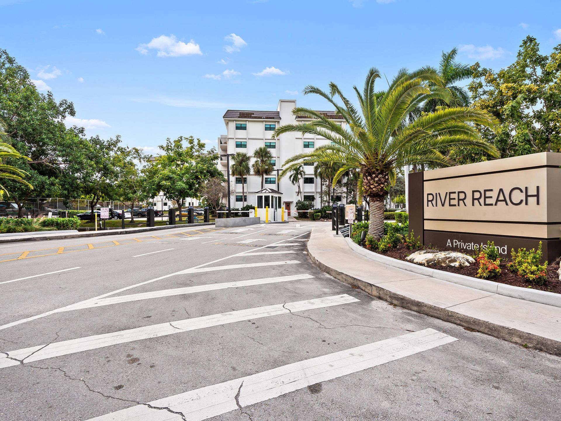 900 River Reach Drive, Unit 406, Fort Lauderdale, FL 33315 Photo