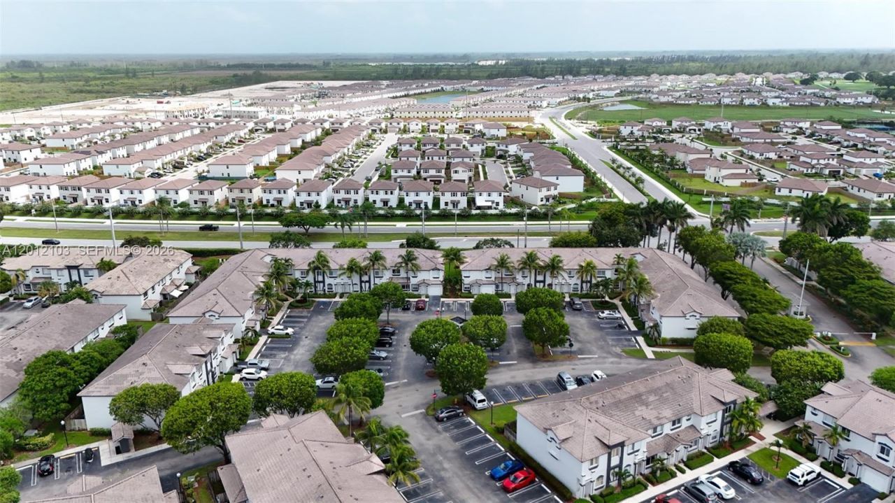 2334 SE 24th Ave, Unit 2334, Homestead, FL 33035 Photo
