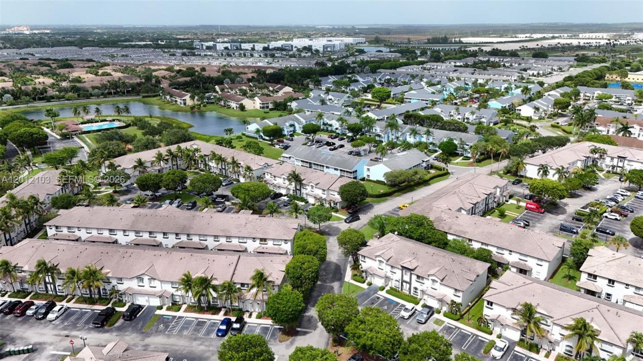 2334 SE 24th Ave, Unit 2334, Homestead, FL 33035 Photo