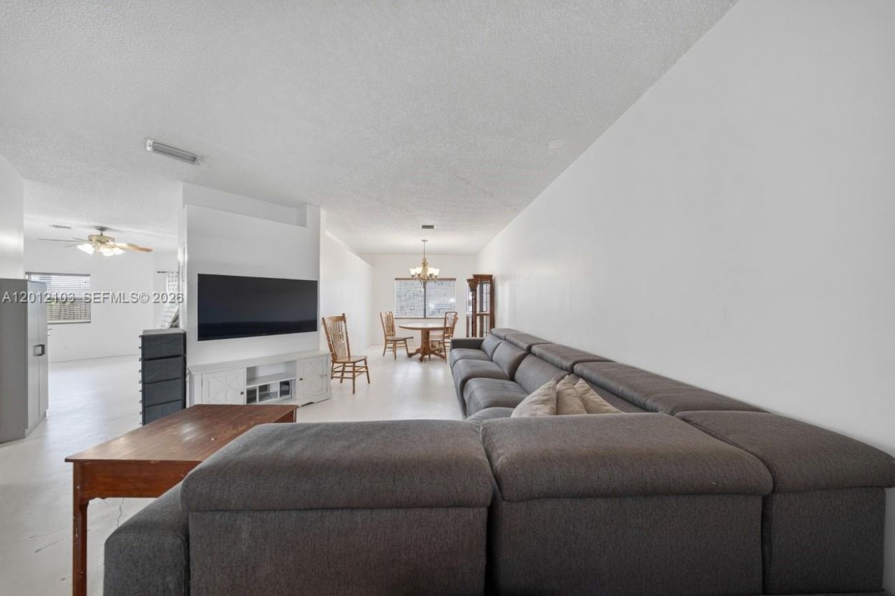 2334 SE 24th Ave, Unit 2334, Homestead, FL 33035 Photo