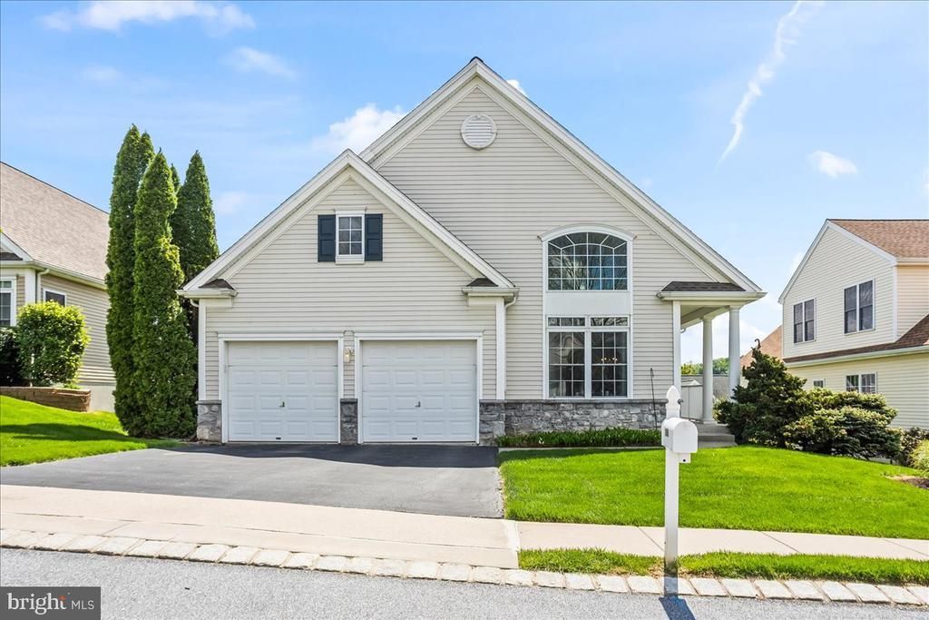 1805 Risser Lane, Lancaster, PA 17601 Main Photo