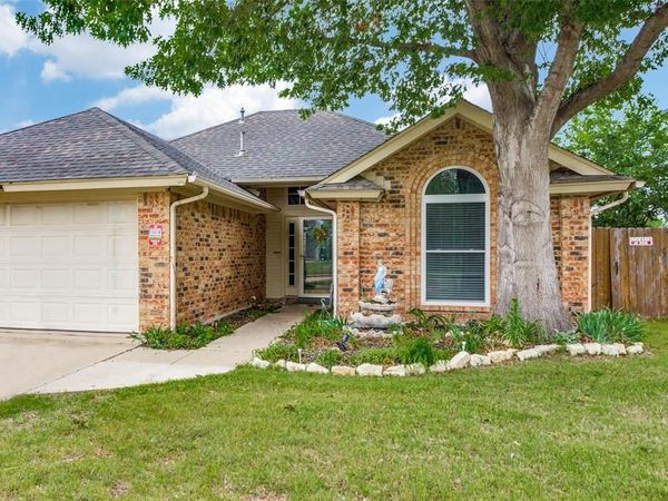 10508 Maria Drive, Fort Worth, TX 76108