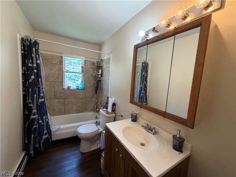 223 Kendall Avenue, Campbell, OH 44405 Photo 11