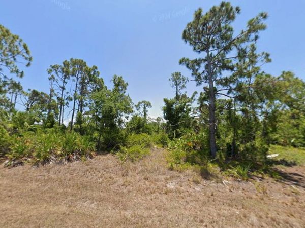 9252 CANNA STREET , PORT CHARLOTTE, FL 33981
