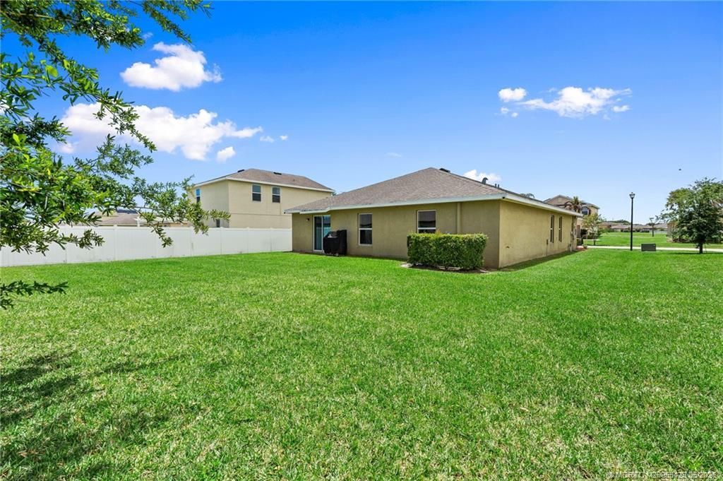 4234 Birkdale Drive, Fort Pierce, FL 34947 Photo