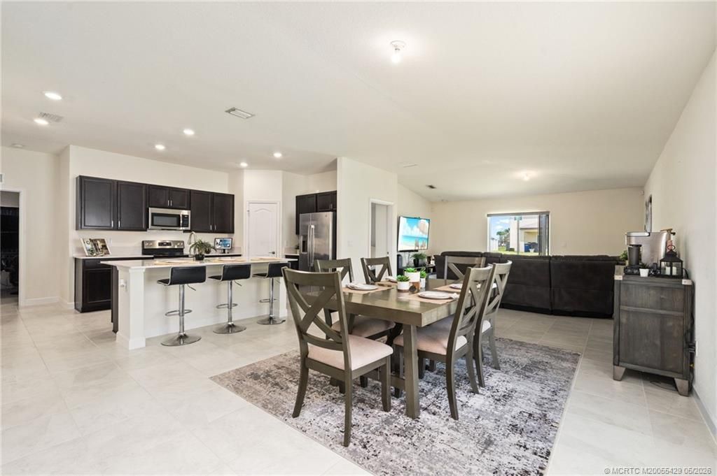 4234 Birkdale Drive, Fort Pierce, FL 34947 Photo