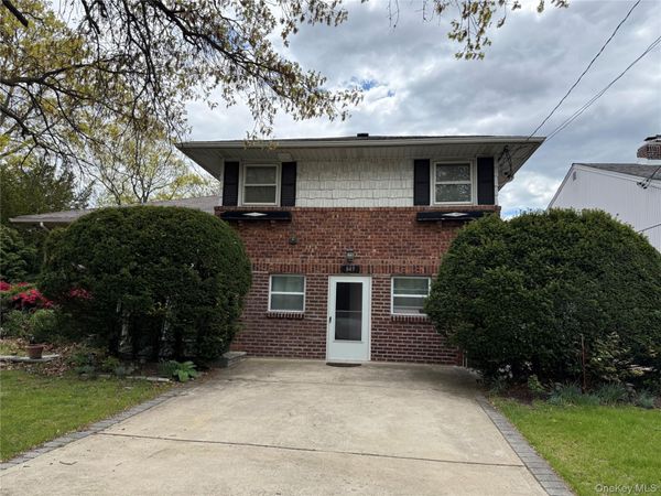 849 Oliver Street , Unit first floo, Woodmere, NY 11598
