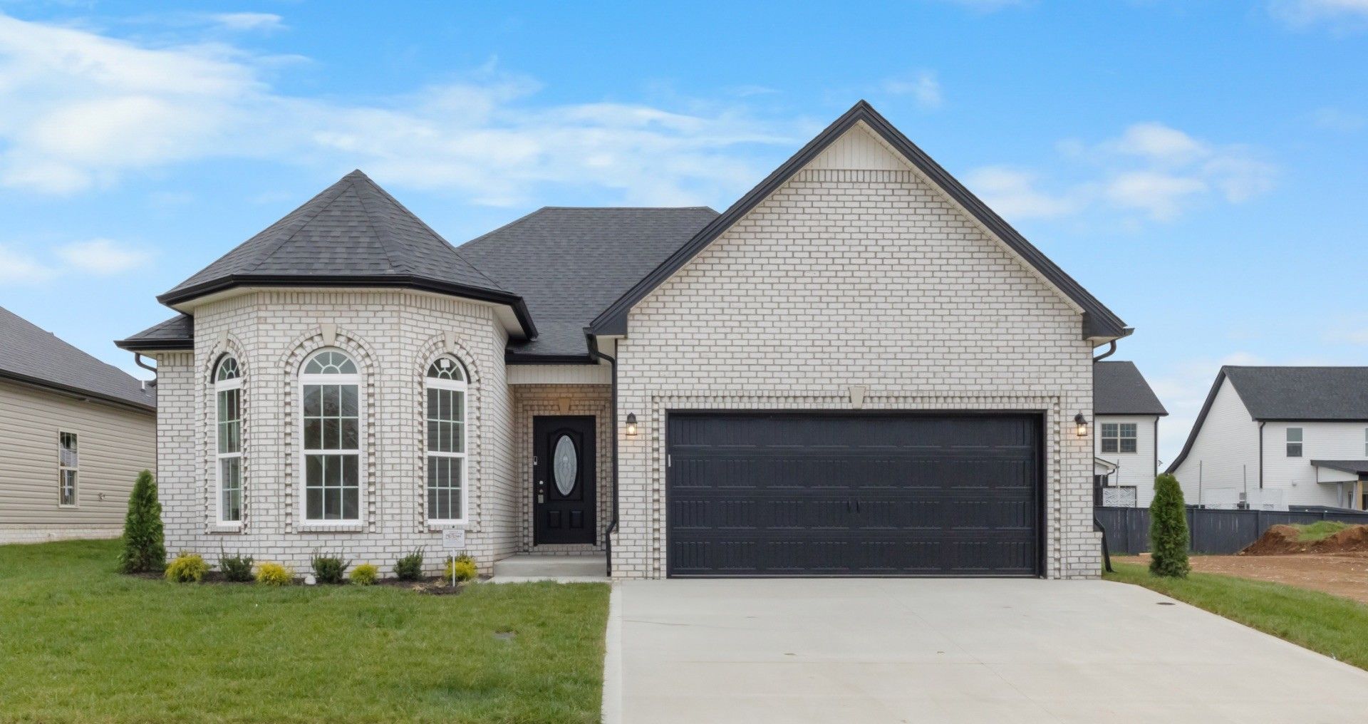 1232 Mourning Cloak Dr , Clarksville, TN 37043 Main Photo
