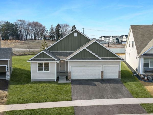 316 Distel Drive, Le Sueur, MN 56058