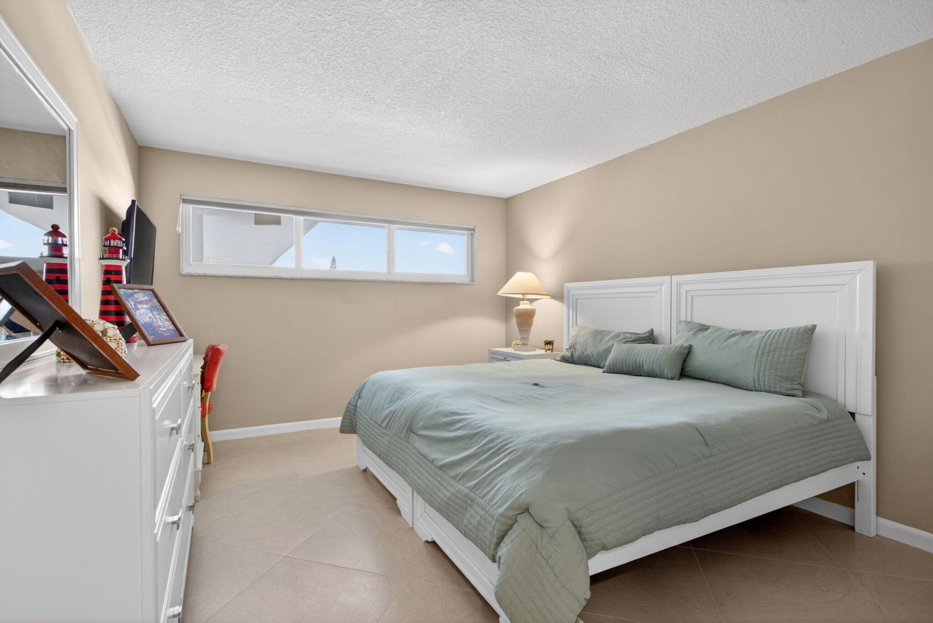 1012 N Ocean Boulevard, Unit 408, Pompano Beach, FL 33062 Photo